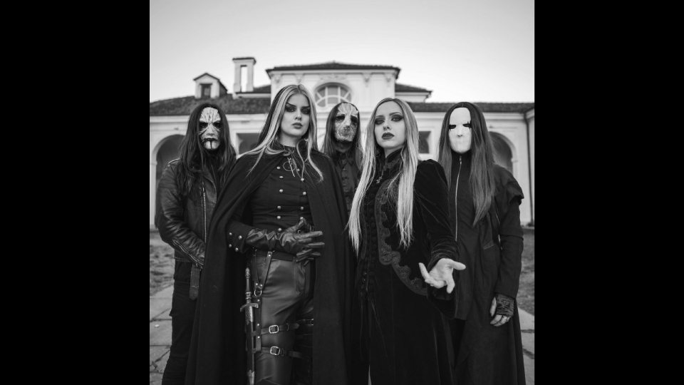 Nocturna releases “Sapphire” single