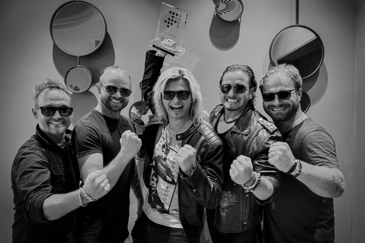 Kissin’ Dynamite debuts at #1 on the Official German Album Charts for the first time